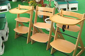 ベビーチェアー